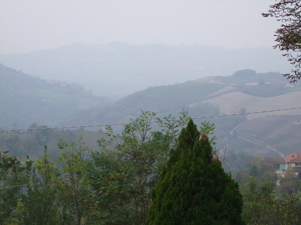 Casa Branzele Bed and Breakfast Trezzo Tinella Buitenkant foto
