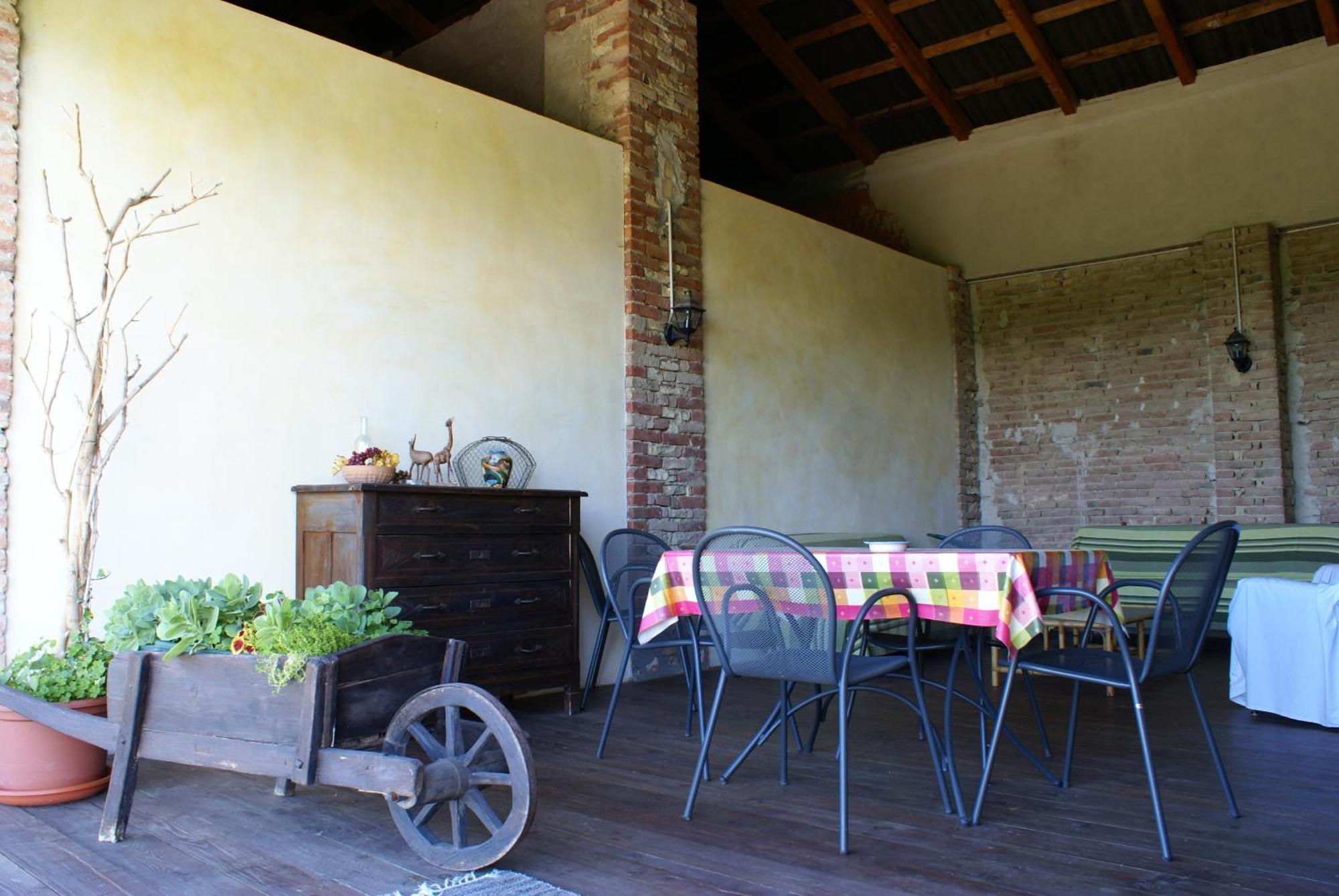 Casa Branzele Bed and Breakfast Trezzo Tinella Buitenkant foto