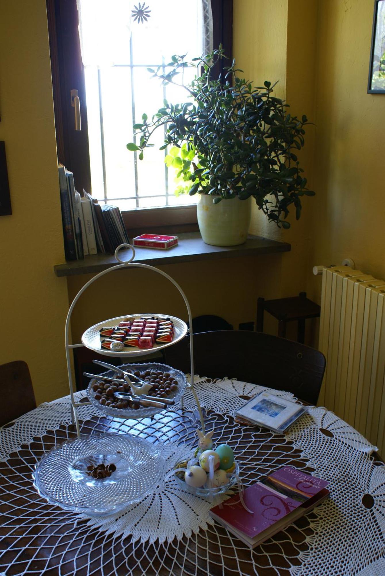Casa Branzele Bed and Breakfast Trezzo Tinella Buitenkant foto