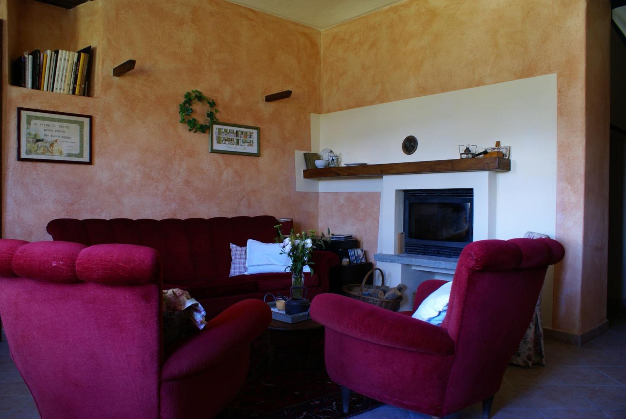 Casa Branzele Bed and Breakfast Trezzo Tinella Buitenkant foto