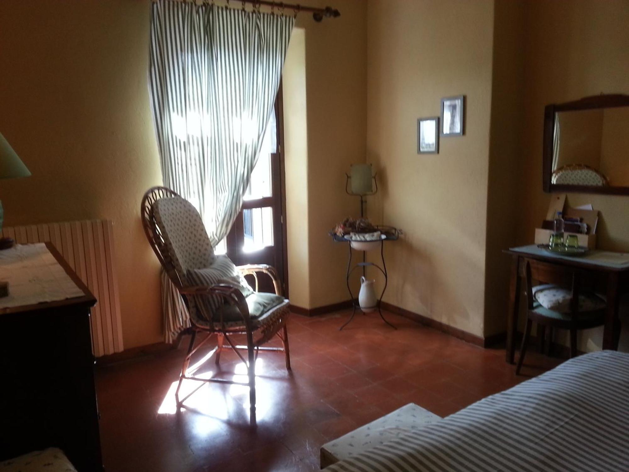 Casa Branzele Bed and Breakfast Trezzo Tinella Kamer foto